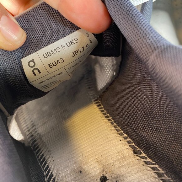 On Men's Cloud 5 Sneakers, Glacier/White 9.5 - Picture 3 of 4